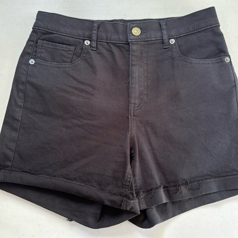 Express mid rise shorts size 2